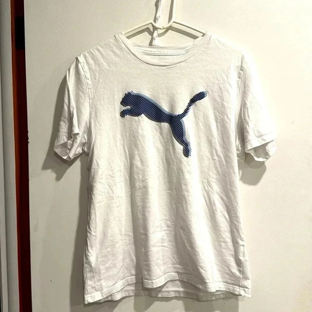 Puma White Graphic T-Shirt - Medium